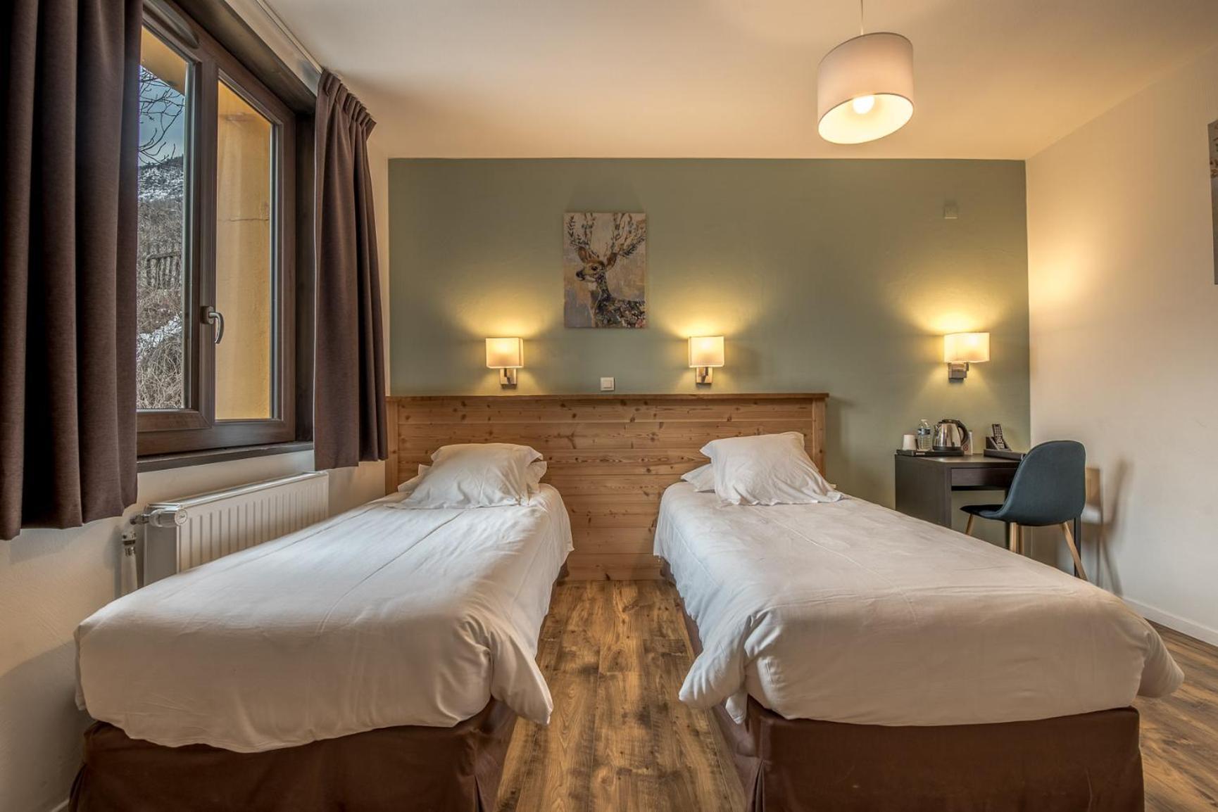 Hotel Le Marintan Сен-Мішель-де-Мор'єн Екстер'єр фото