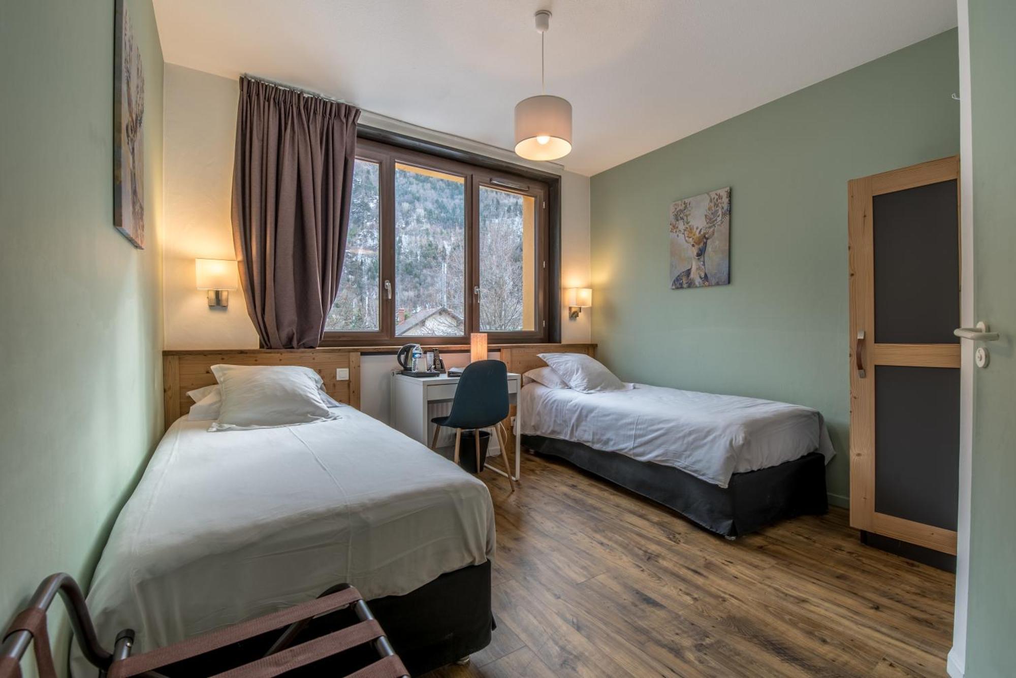 Hotel Le Marintan Сен-Мішель-де-Мор'єн Екстер'єр фото